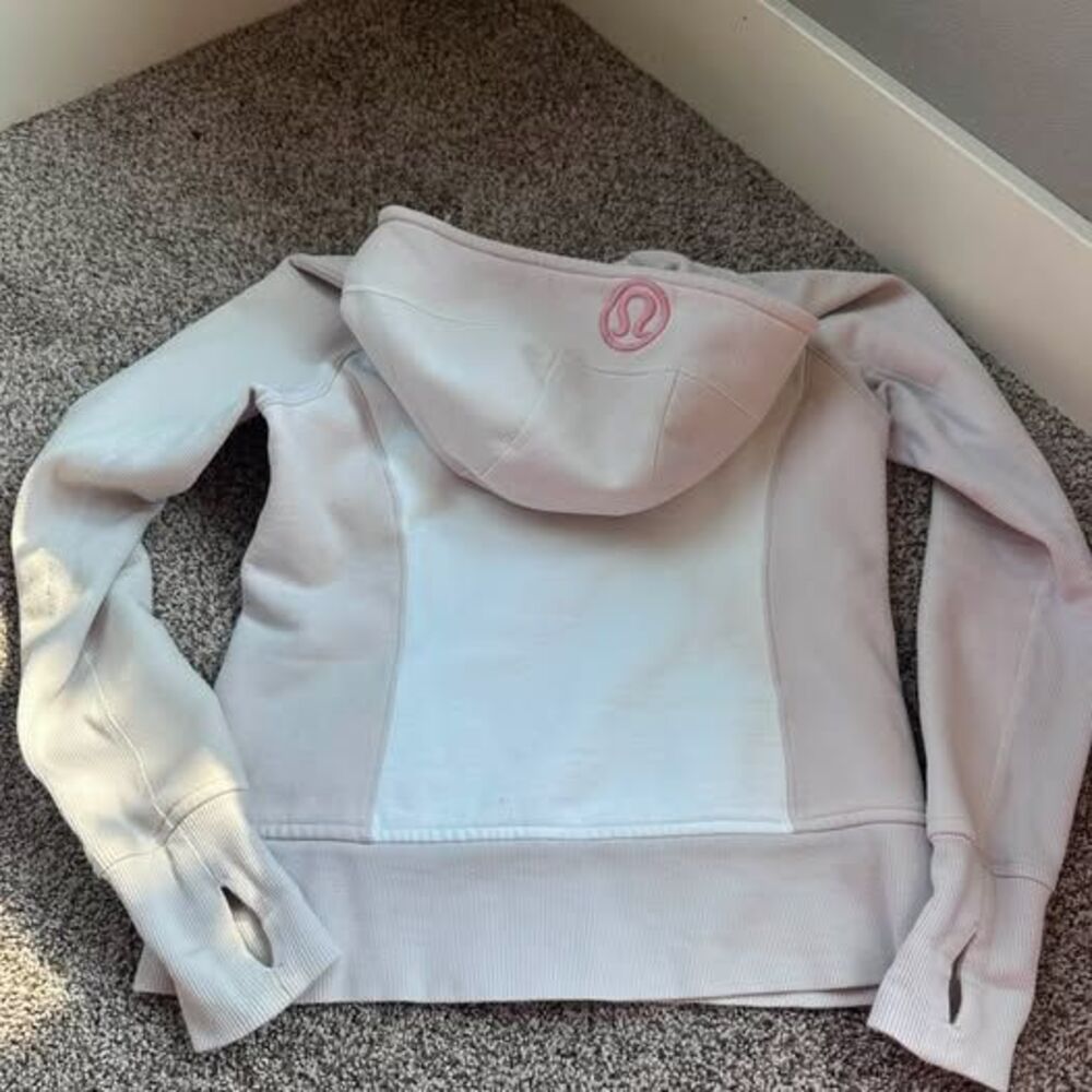 Lululemon Scuba Hoodie Size 8 - Picture 2 of 4